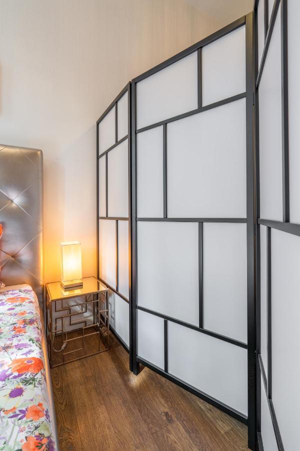 Central Cozy Star 1 Balcony Ac Near Merto 포르투 외부 사진