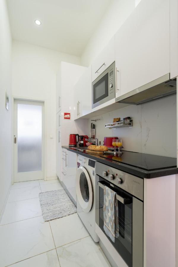 Central Cozy Star 1 Balcony Ac Near Merto 포르투 외부 사진