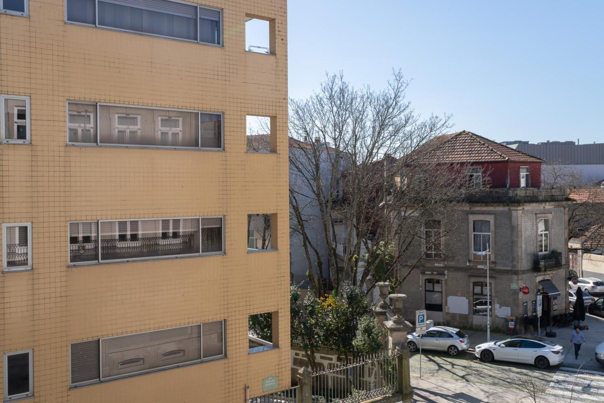 Central Cozy Star 1 Balcony Ac Near Merto 포르투 외부 사진